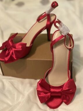 Red Satiny Bow Kitten Heels Ankle-Strap Heels - Women Size 8 NIB